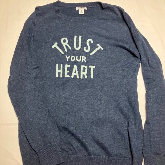 Trust your Heart Sweater - Picture 1 of 3